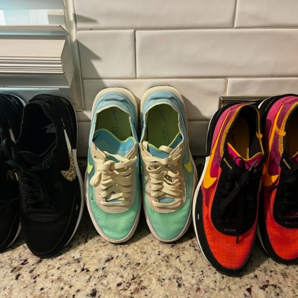 NIKE WAFFLE ONE SNEAKER BUNDLE